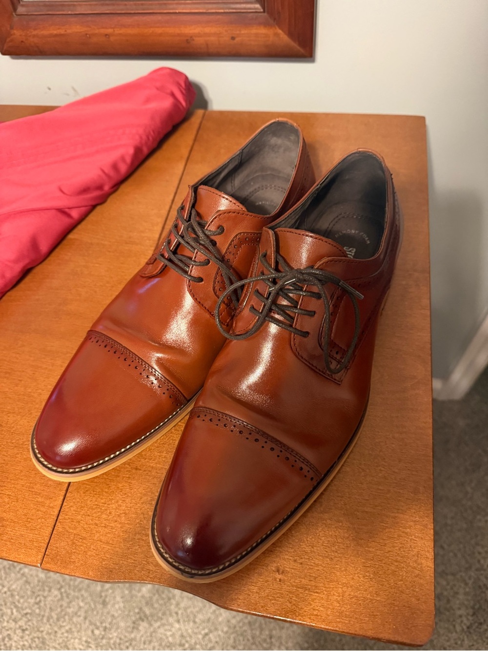 Men's Burnished Tan Cap-Toe Leather Oxfords